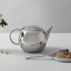 Alternative view of Lucas Theepot