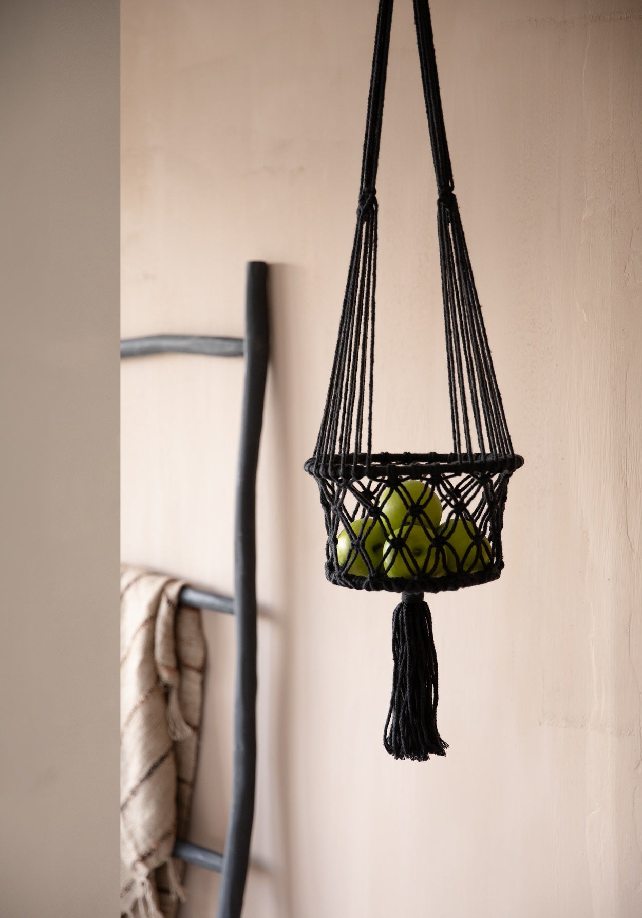 De macramé plantenhouder - zwart - M_40 - Afbeelding 3